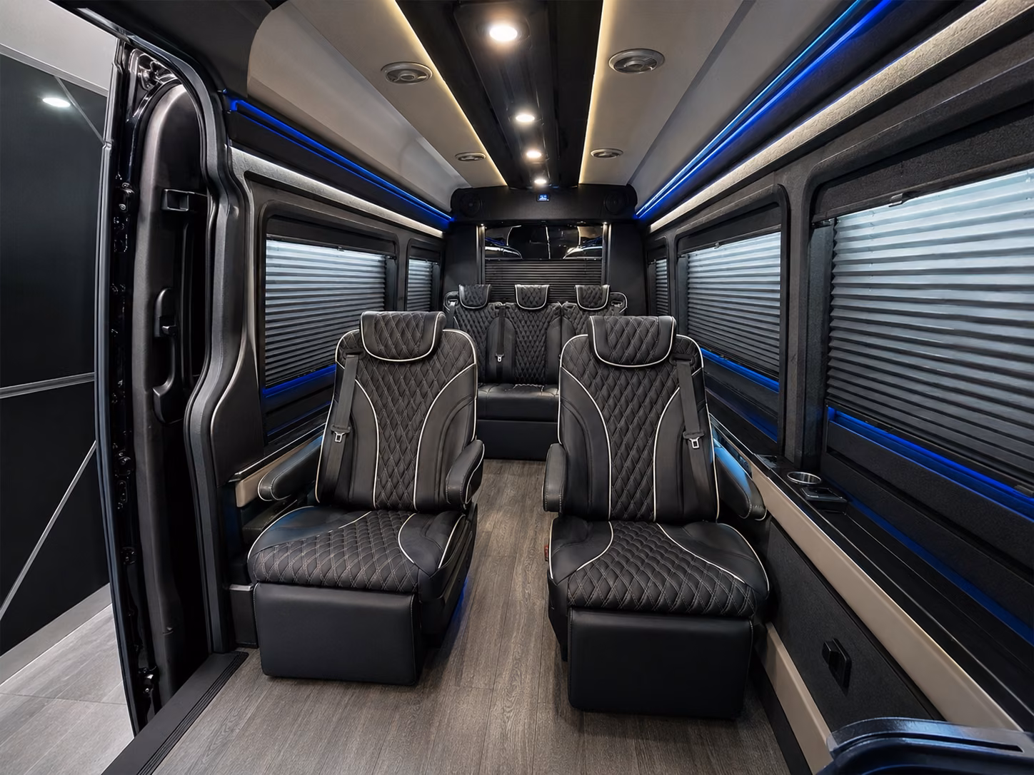 airport shuttle buses to oakland international and san francisco international